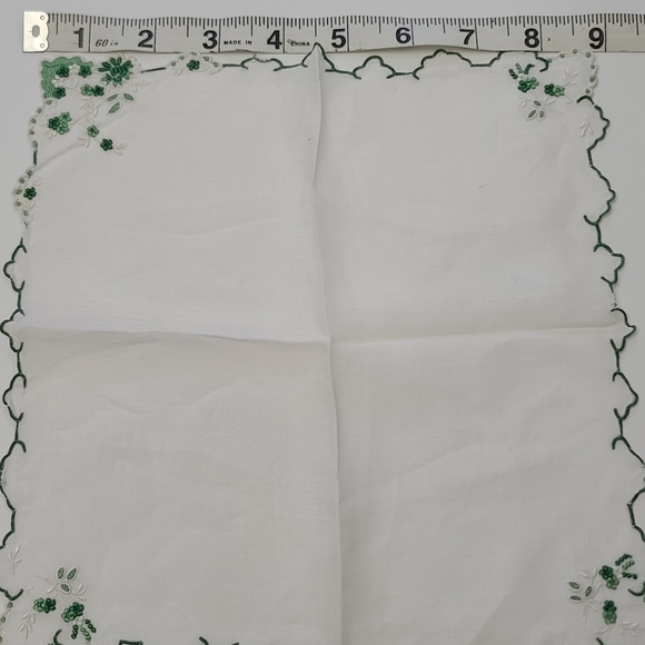 Vintage Handkerchiefs Set - Picture 7 of 7